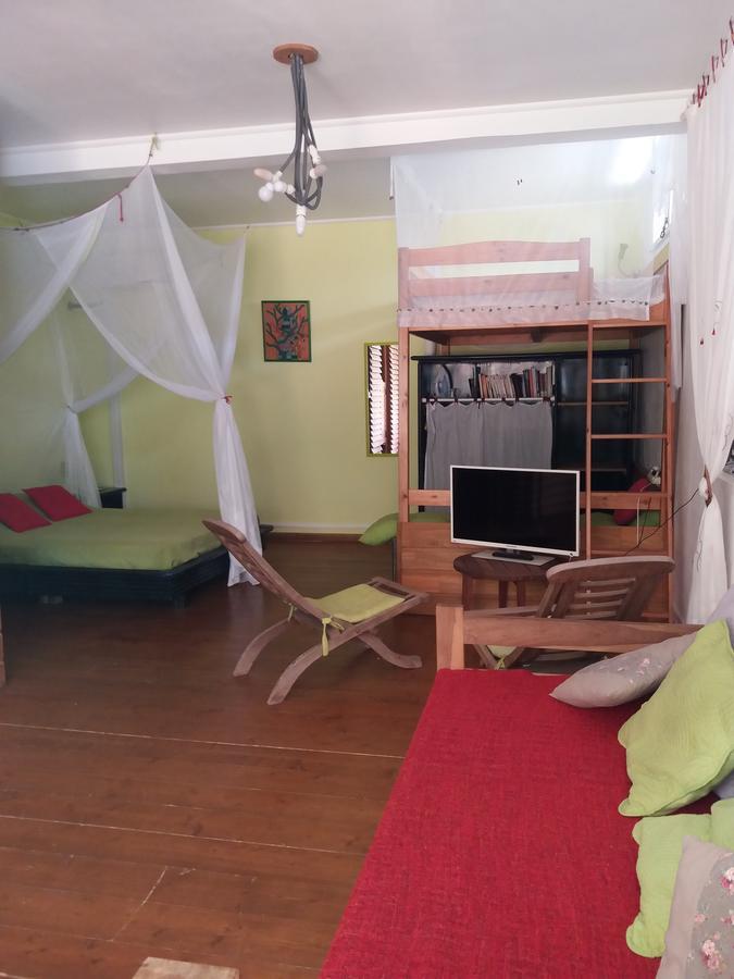 Ecolokay Apartment La Trinite Bagian luar foto