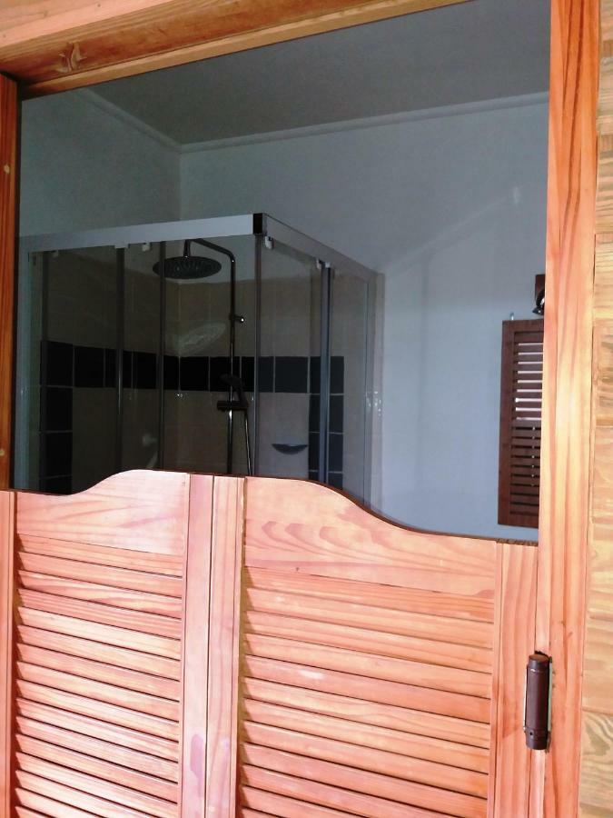 Ecolokay Apartment La Trinite Bagian luar foto